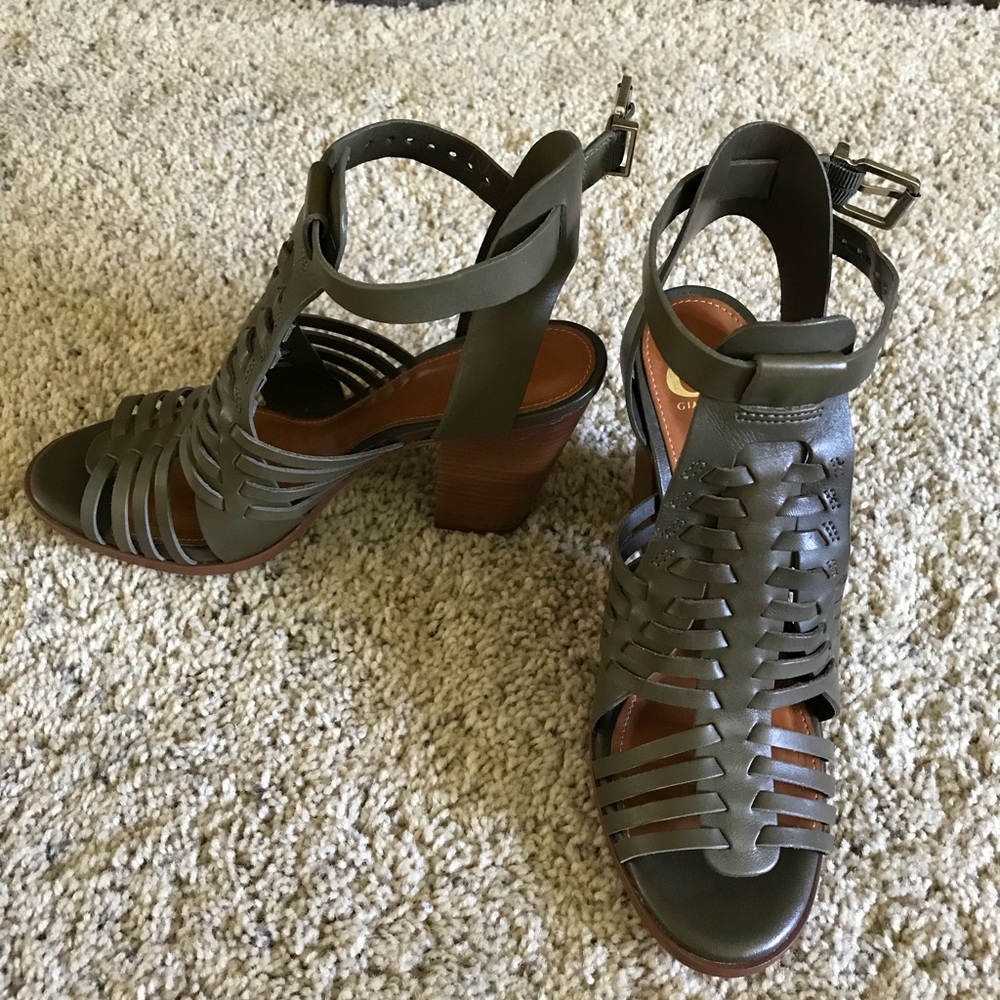 Gianni Bini heeled sandals